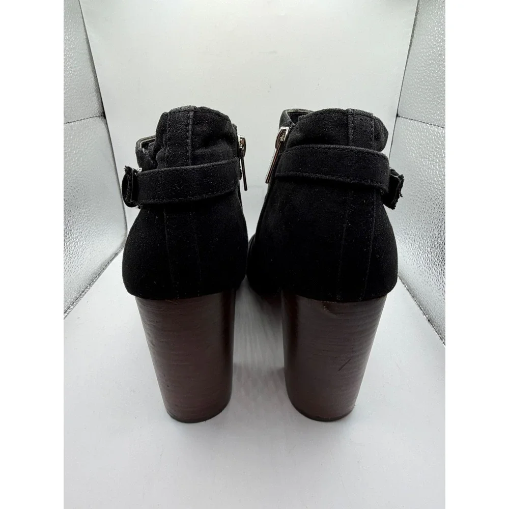 Unisa‎ Black Faux Suede Peep Toe Ankle Boots Stacked Block Heel Size 8.5M